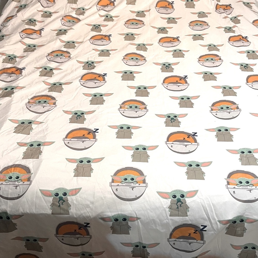 Star Wars The Child, Baby Yoda, Mandalorian twin flat bed sheet